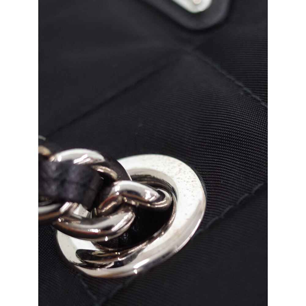 PRADA Quilted Chain Shoulder Bag Black - Picture 7 of 9